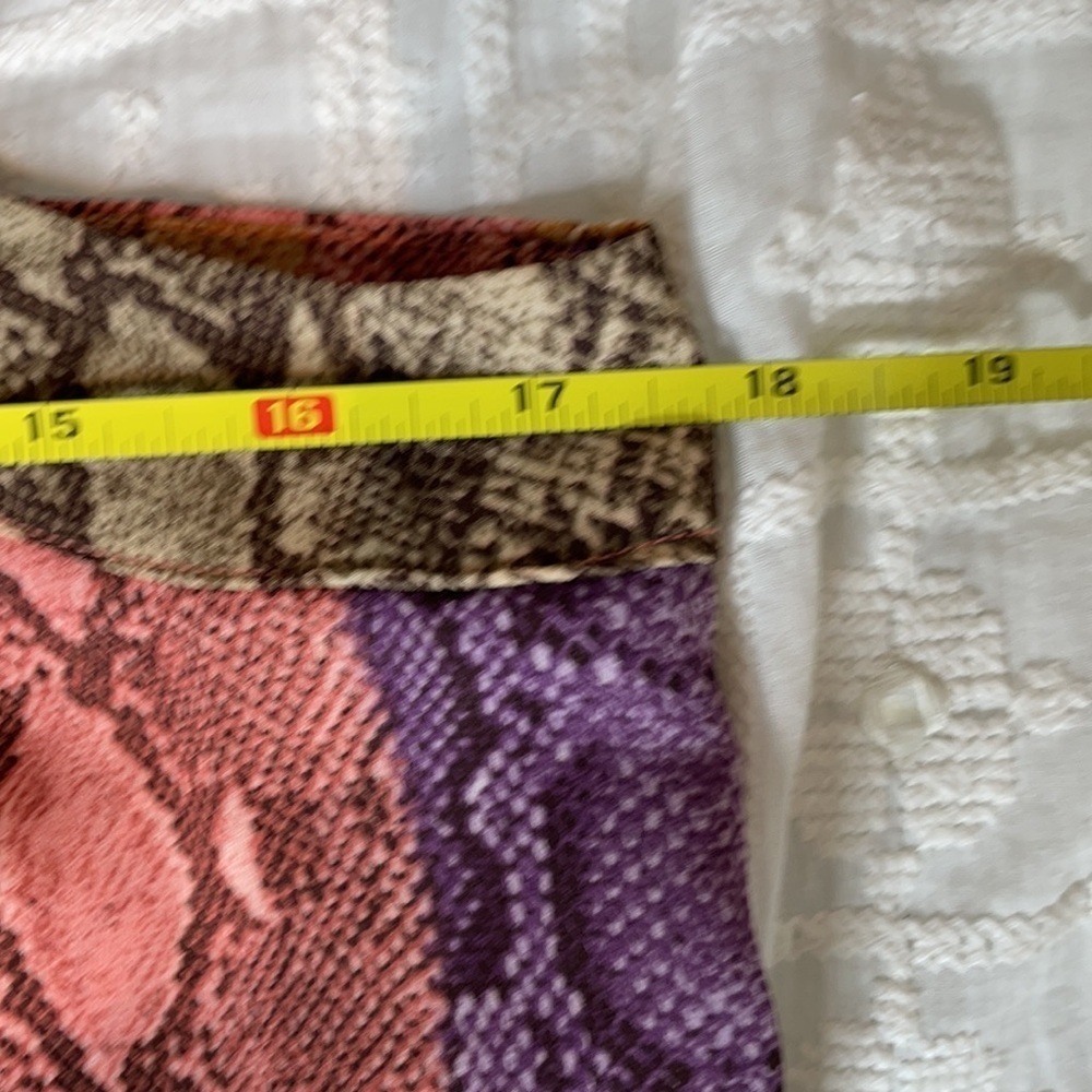NWT HIATUS Snake Print Tank Top - Picture 14 of 15